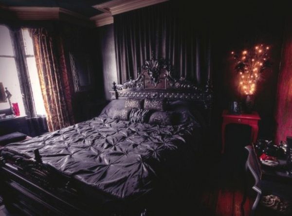 gothic-bedroom-6.jpg